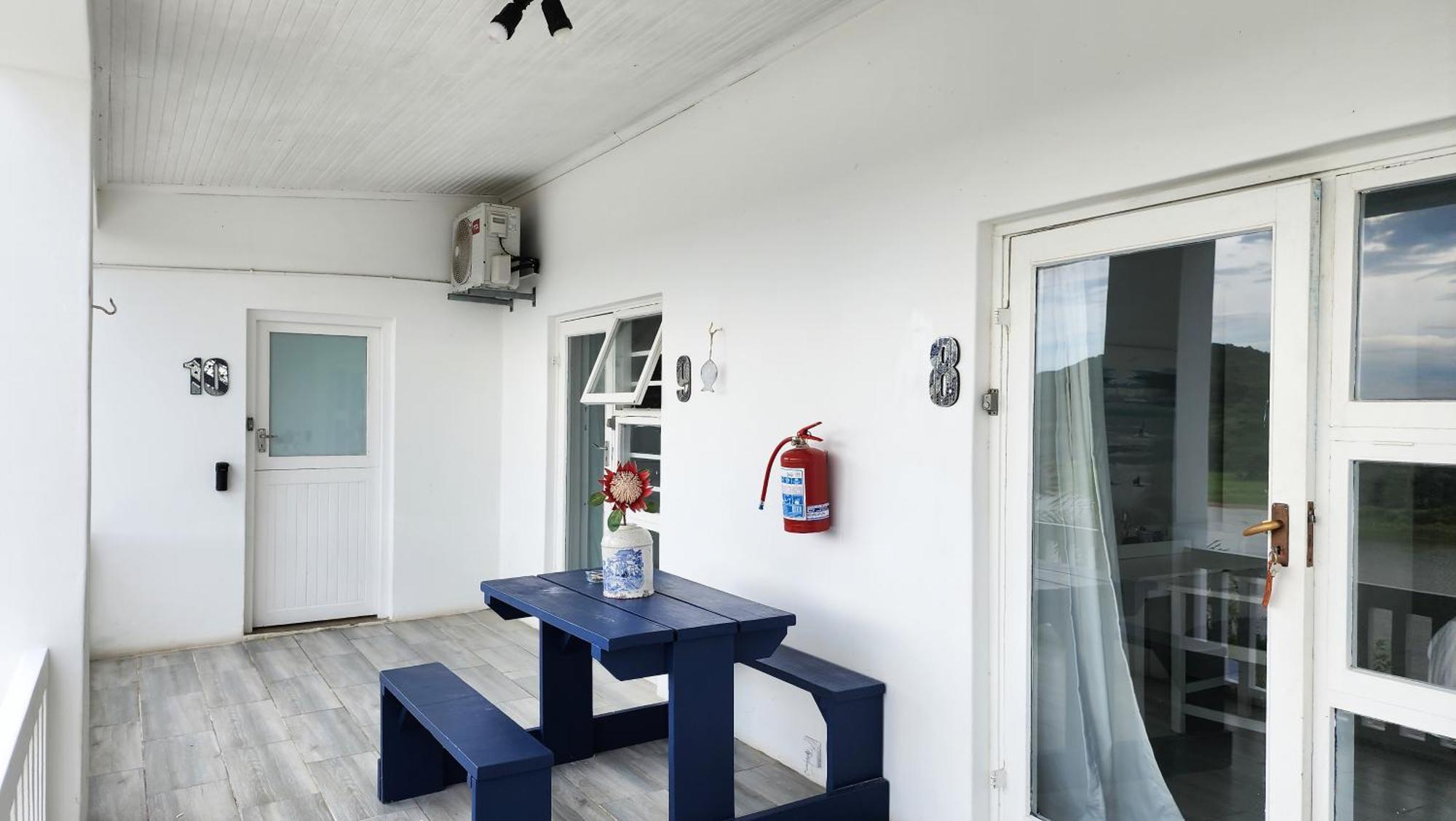 Blue'S Guest House - East London Bonza Bay Exteriör bild