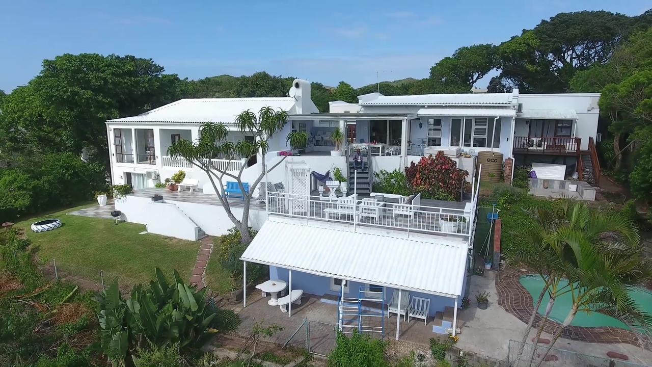 Blue'S Guest House - East London Bonza Bay Exteriör bild