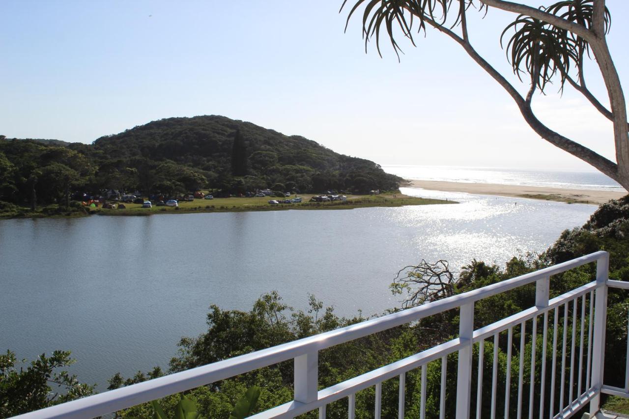 Blue'S Guest House - East London Bonza Bay Exteriör bild